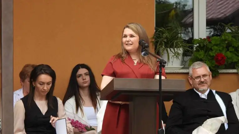 Jubileumi ballagási ünnepség a Nagydobronyi Református Líceumban - Induljatok hittel, reménységgel, szeretettel. Fotók: Nagydobronyi Református Líceum honlapja