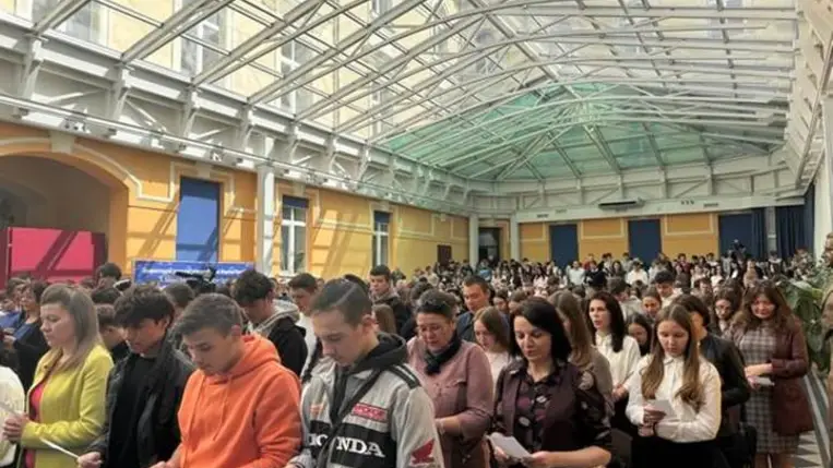 Költészetnapi ünnep Beregszászban - A vers szabaddá tesz