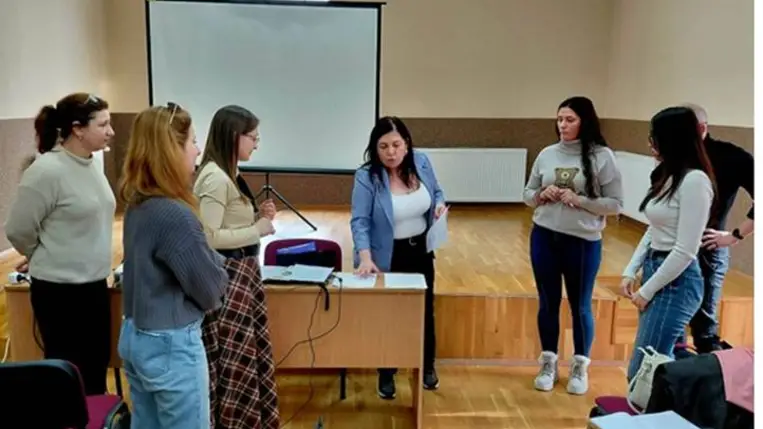 Módszertani szeminárium – tréning a magyar tannyelvű oktatási intézmények idegen nyelv tanárainak -  „A gamifikáció (játékosítás) módszerének használata az idegen nyelvek tanításában”