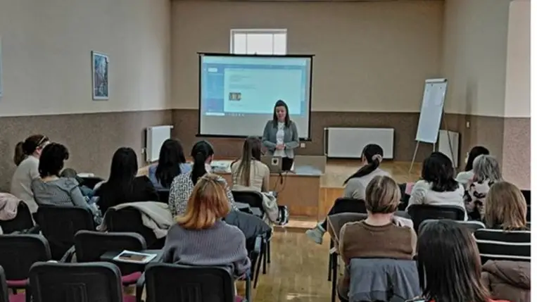 Módszertani szeminárium – tréning a magyar tannyelvű oktatási intézmények idegen nyelv tanárainak -  „A gamifikáció (játékosítás) módszerének használata az idegen nyelvek tanításában”