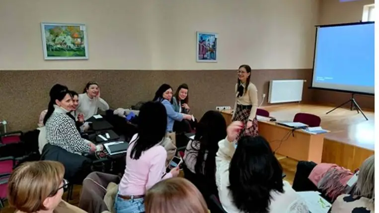 Módszertani szeminárium – tréning a magyar tannyelvű oktatási intézmények idegen nyelv tanárainak -  „A gamifikáció (játékosítás) módszerének használata az idegen nyelvek tanításában”