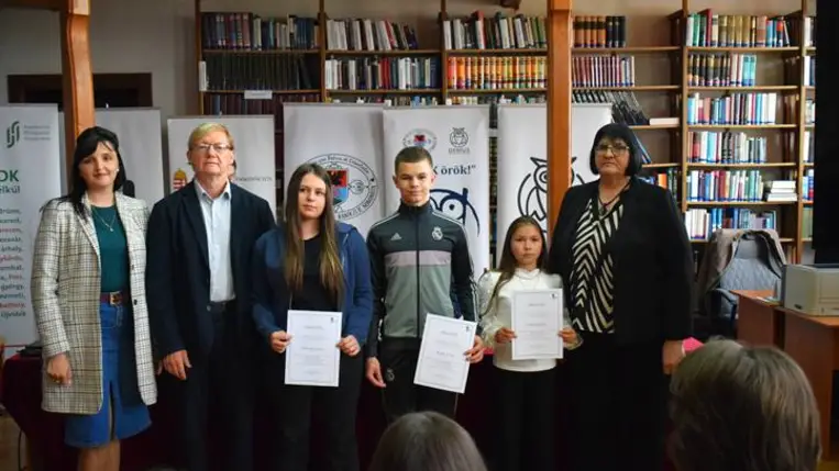 Ösztöndíjban részesültek a "GENIUS" Tehetségpontok diákjai