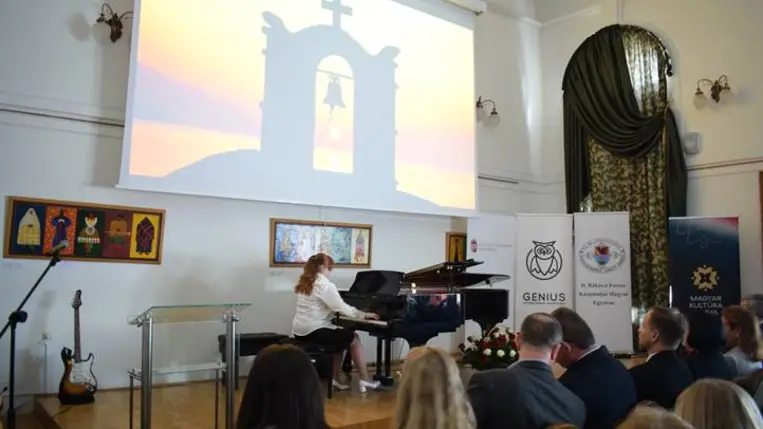 A remény hangjai – Várnagy Andrea és a ZeneVarázslat - növendékeinek koncertje a magyar kultúra napja alkalmából a „GENIUS” Jótékonysági Alapítvány szervezésében