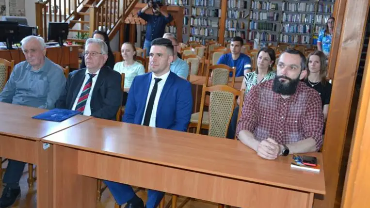 Könyvbemutató a Rákóczi Egyetemen - A Beregszászi kistérség turisztikai almanachját méltatták