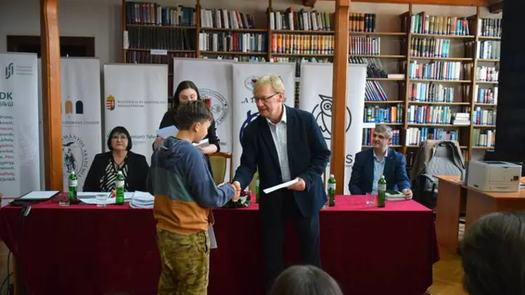 Tudományos párbeszéd és tehetséggondozás a Rákóczi Egyetemen