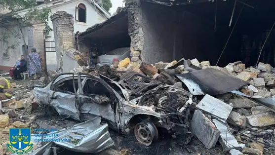 Újabb orosz támadás érte Odesza belvárosát. Lakóházakat, egy szülészetet és az állatkertet is találat ért. Fotó: Odeszai Területi Ügyészség