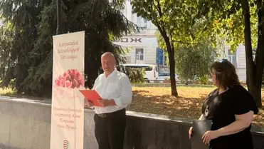 Győrffy Mária előtt tisztelgett a Kárpátaljai Rózsahölgyek Társasága - Rózsába zárt emlékezet