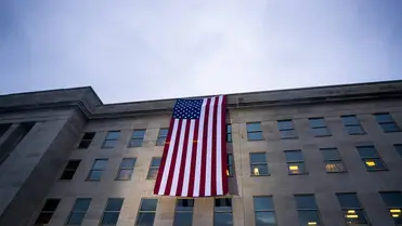 Lezárták az amerikai védelmi minisztérium épületét, mert veszélyes anyag kerülhetett a levegőbe. A kiemelt kép illusztráció. (Fotó: MTI/Shawn Thew)