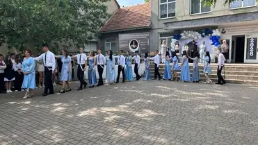 Ballagási ünnepség a Beregszászi Zrínyi Ilona Líceumban - Soha ne adjátok fel a reményt