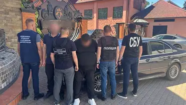 Embercsempészeket fogtak el Kárpátalján az ukrán-szlovák határnál. Fotó: DPSZU