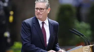  Keir Starmer brit miniszterelnök bejelenti, hogy távozik a kormányzó brit Munkáspárt éléről és lemond a miniszterelnöki posztról a londoni kormányfői rezidencia, a Downing Street 10. előtt 2026. június 22-én. MTI/EPA/Tolga Akmen