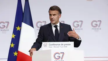 Emmanuel Macron francia elnök beszél a világ iparilag legfejlettebb hét államát tömörítő csoport, a G7 csúcstalálkozóját lezáró sajtótájékoztatón a franciaországi Évian-les-Bains-ban 2026. június 17-én. MTI/EPA/Yoan Valat