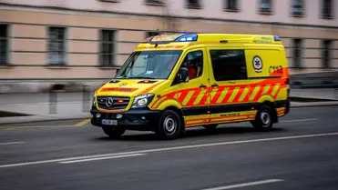 Csoportos bántalmazás miatt áll bíróság elé négy pécsi mentőápoló. Fotó: Illusztráció. Internet