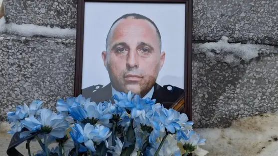 Elbúcsúztatták Vladiszlav Simkovics kárpátaljai védőt. Fotó: Turjaremetei Községi Tanács