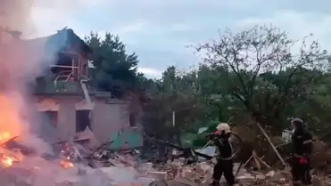 Civil halálos áldozatai és sebesültjei is vannak az éjszakai orosz légicsapásoknak. TASR/AP-felvétel