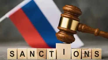 A Financial Times szerint az EU felülvizsgálhatja az Oroszország elleni szankciók rendszerét, és a jövőben kisebb tematikus csomagokat fogadhat el.