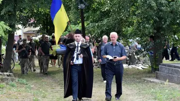 Hozzátartozói és bajtársai kísérték utolsó útjára Bíró Róbert katonát. Fotó: Beregszászi Városi Tanács