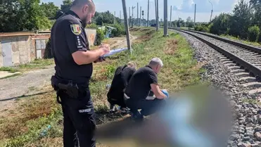 Halálos vasúti baleset történt Csapon: egy 49 éves férfit elgázolt a vonat. A rendőrség vizsgálja a tragédia körülményeit. Fotó: Ukrán Nemzeti Rendőrség