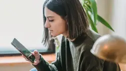 Telefonálás. Illusztráció