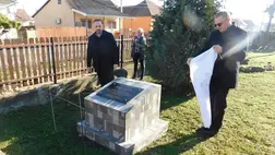 November 11-én a Beregszászért Alapítvány jóvoltából emléktáblát állítottak Beregsomban Janka Sándor református lelkipásztor, lapszerkesztő, író tiszteletére. 