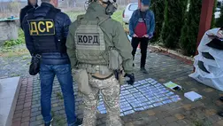 Kárpátaljára humanitárius segélyként behozott gépkocsikat értékesített. (Fotó: Kárpátaljai Rendőrség)