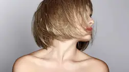 A módszer, amivel feszes marad a nyakad és a mellkasod