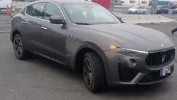 Körözött 45 milliós luxusautót foglaltak le Magyarországon