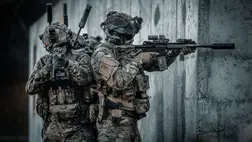 SZBU fegyveresek. Illusztráció