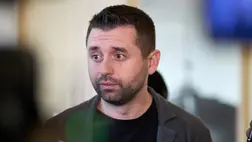 David Arahamija, a parlamenti többséget alkotó, Volodimir Zelenszkij elnök mögötti Nép Szolgája párt frakcióvezetője