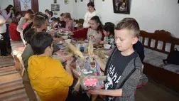 Maszkkészítés, alakoskodás – télűző mulatság a Nagyberegi Tájházban