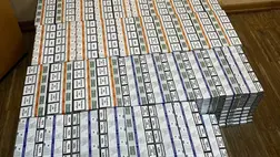 A kárpátaljai határőrök őrizetbe vettek két ukrán állampolgárt, akik három láda cigarettát próbáltak Magyarországra csempészni.