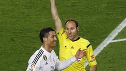 A foci-vb botránybírója vezeti Cristiano Ronaldóék legfontosabb meccsét