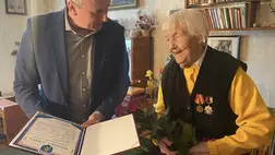 100 éves beregszászi néni köszöntése