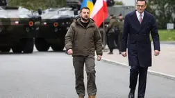 Mateusz Morawiecki lengyel kormányfő és Volodimir Zelenszkij ukrán elnök. Fotó: MTI/EPA
