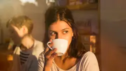 Kávé üres gyomorra? Bajt okozhat