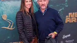 Kokó ritkán látott feleségével a premieren