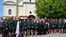 Ballagás a Nagydobronyi Református Líceumban. Fotó: Kovács Erzsébet