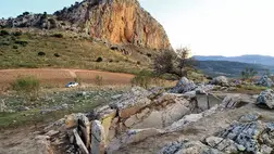 Hihetetlenül komplex síremléket találtak