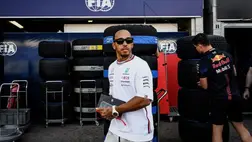 Lewis Hamilton álma ismét romokban