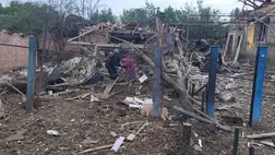 Az orosz rakéták magánházakat találtak el, és jelentős károkat okoztak. Fotó: Павел Кириленко / Донецкая ОВА