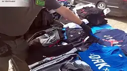 Hamis termékekkel bukott le a piacos Mándokon. Fotó: Videórészlet