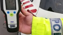 Kiszűrték a forgalomból az ukrán-magyar állampolgárságú ittas kamionost. Fotó: police.hu