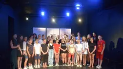 Záróelőadás a „GENIUS” színjátszó táborában - Az első vastaps