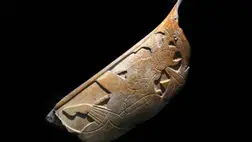 Emberi csontból készítették ezt az orrkarikát