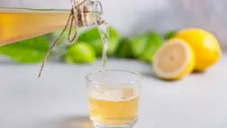 Mitől olyan egészséges a kombucha? 4 jótékony hatás, ami miatt érdemes gyakran inni