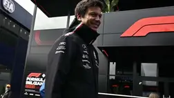 A Mercedes főnöke szerint csak egyféleképpen lehet legyőzni a Red Bullt