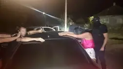 Váriban őrizetbe vettek egy 25 éves nőt, aki hadköteles férfiakat segített át a határon. Fotó: Kárpátaljai Rendőrség 