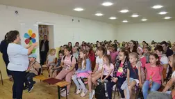 Népmese napi programok Mezőváriban - Mese, kézműves foglalkozás, táncház. Fotó: Kárpátinfo/Kovács Erzsébet