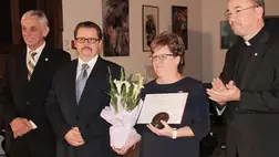 Elismerés a Beregszászi Keresztény Értelmiségiek Szövetsége elnökének - Szent Adalbert-díjat kapott Jakab Eleonóra