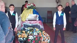 Beregszászban utolsó útjára kisérték Rákosi István elesett katonát. Fotó: Facebook